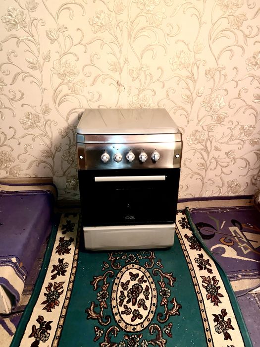 Продам Газ плиту с доставкой