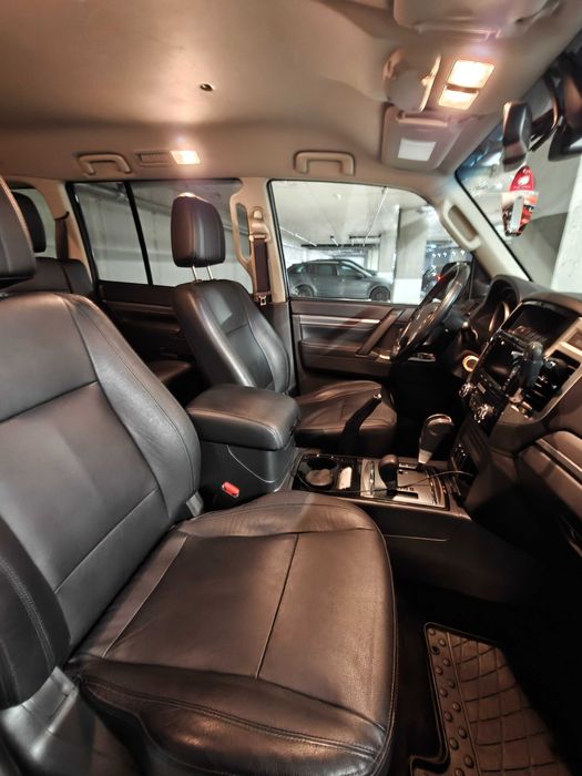 Mitsubishi Pajero 2018