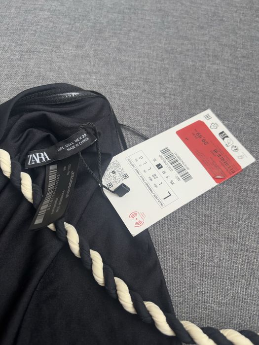 Цял черен бански Zara, размер L