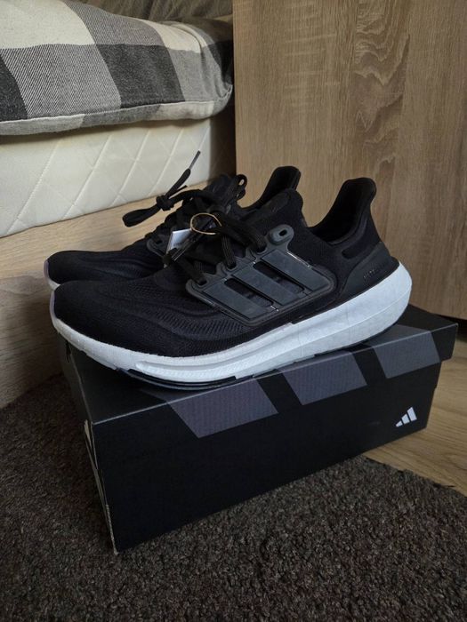 Adidas Ultraboost 23 light