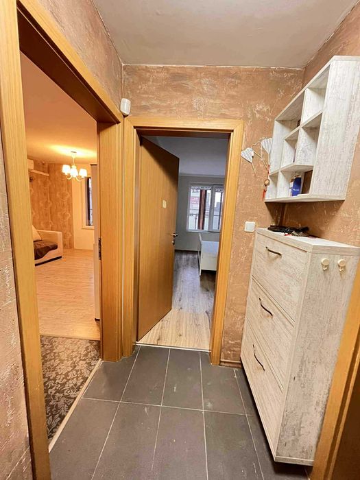 Дава се под наем Двустаен апартамент в София, Люлин 7 - 75 кв.м за 588.03 € - Снимка #1