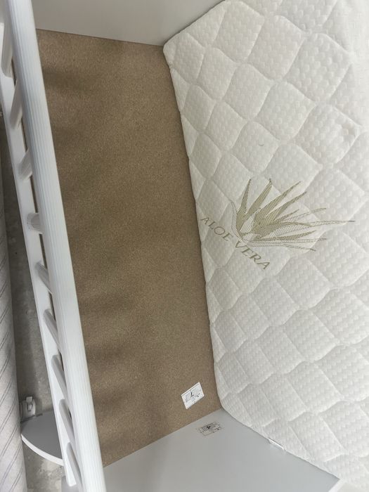 Дървена бебешка люлка Lorelli с матраче