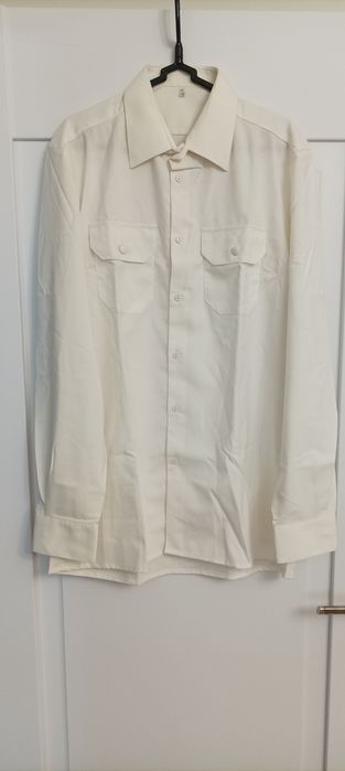 Рубашки форменные голубые и белые