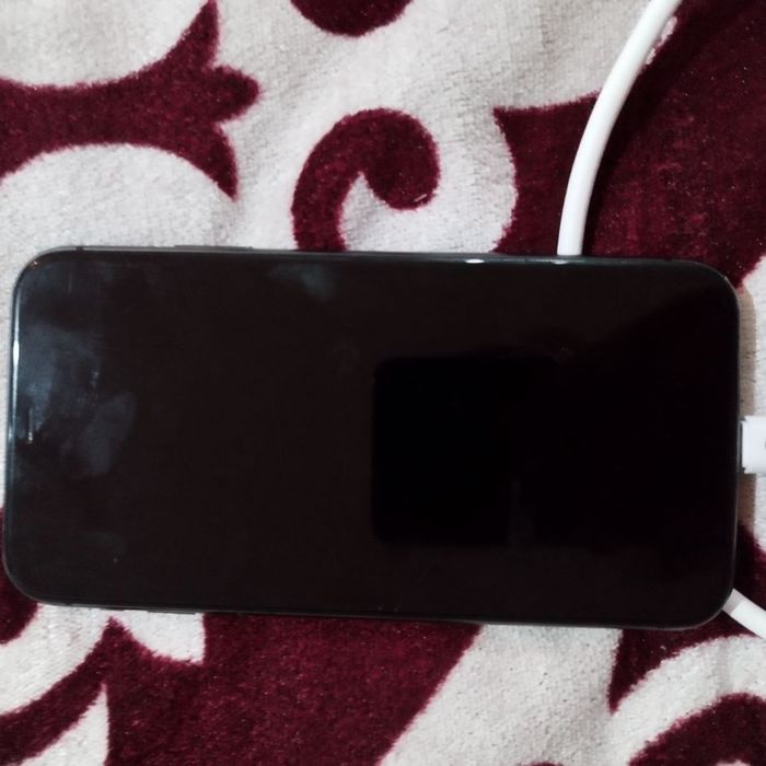 Iphone 11  64гб обмен