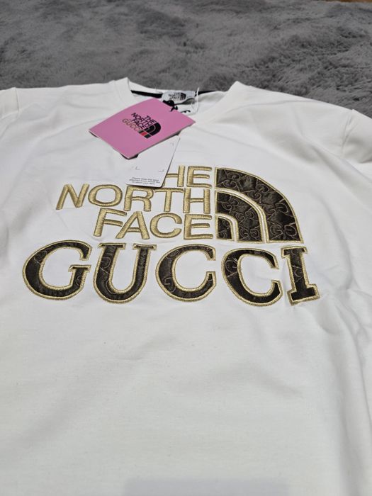 Compleu Gucci , the north face