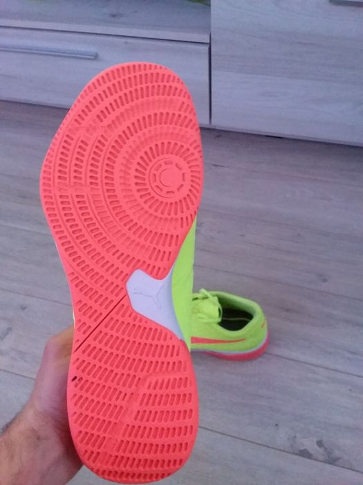 Vand adidasi Puma Explode 1