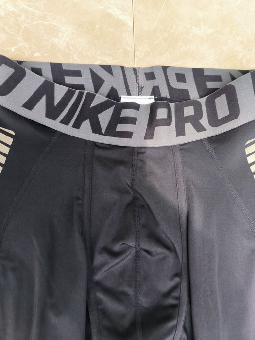 Nike Pro размер M