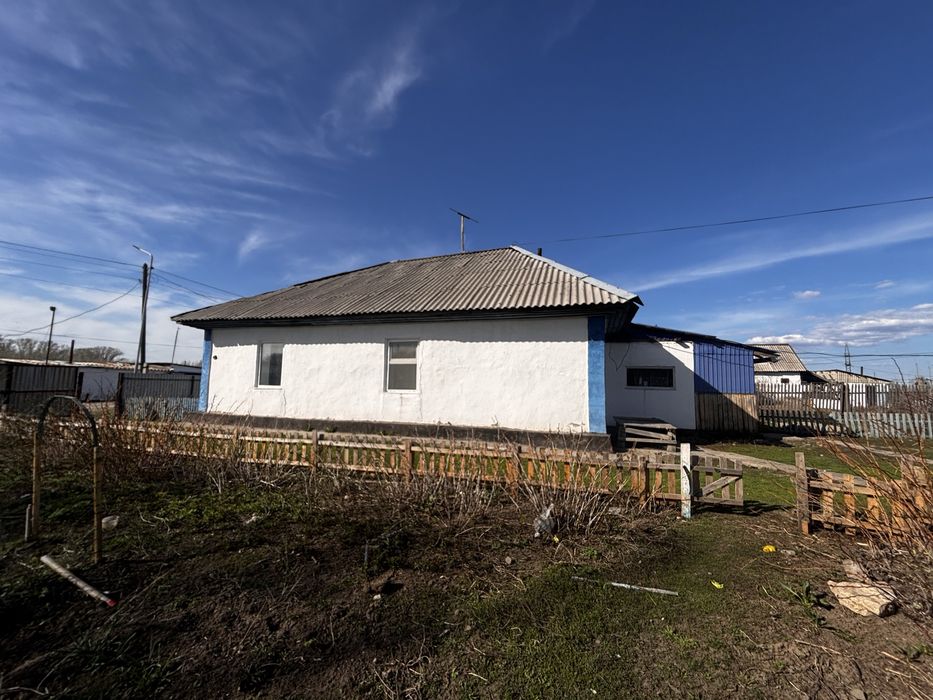 Продаеться дом 4х комнатный за городом 25км