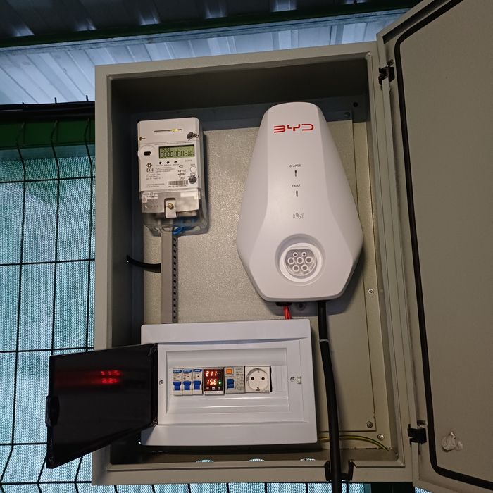 Электромобиль зарядные устройства установить!!!