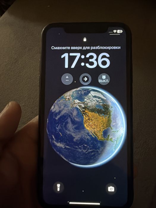 Айфон 11 продаю