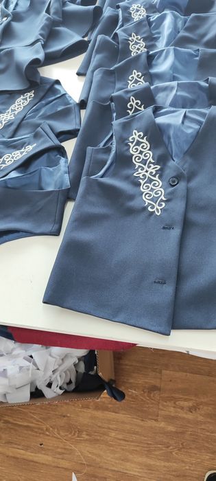 Школьные жилетки