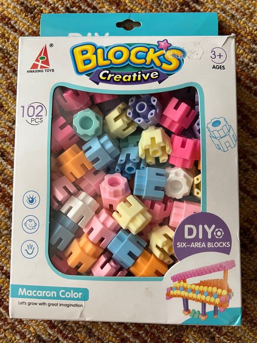 Детска креативна игра с блокчета