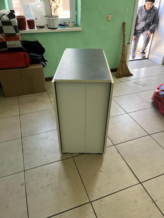 Стол книжка 10000