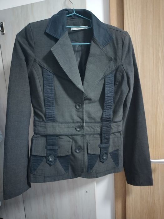 Дамско яке -размер M