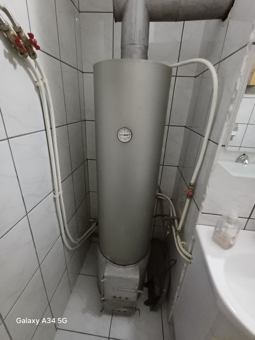 Vand boiler pe lemne