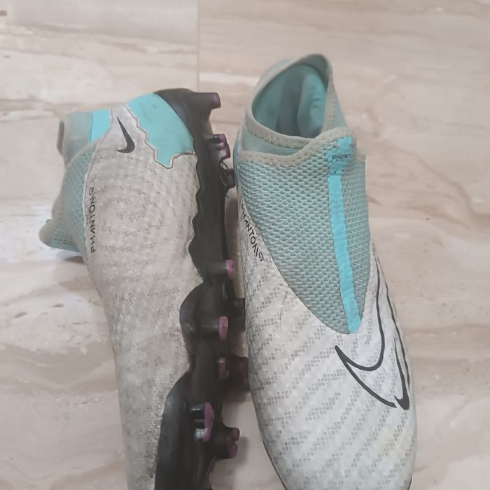 Футболни обувки Nike Phantom GX Academy 44 номер