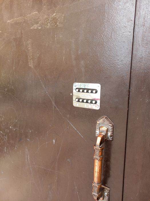 Замена Установка Замков в мет. Двери Вскрытие Дверей Сейфов в Актау: 7 ...