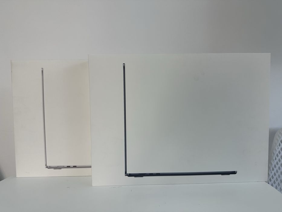 Macbook Air M5 ecran 15’ Ram 24GB 1TB memorie sigilate black si silver