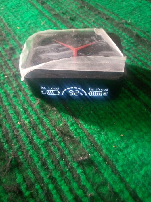 M 90 navushnik sotiladi