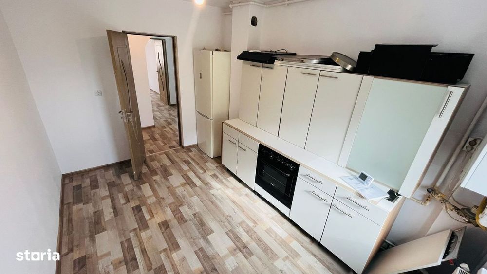 Apartament De Vanzare In Sebes, 4 Camere, Zona Centrala. Comision 0