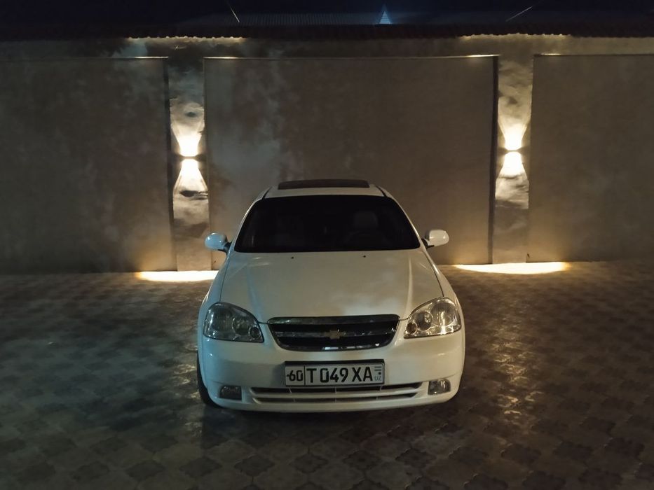 Lasetti 2011 3 pozitsiya