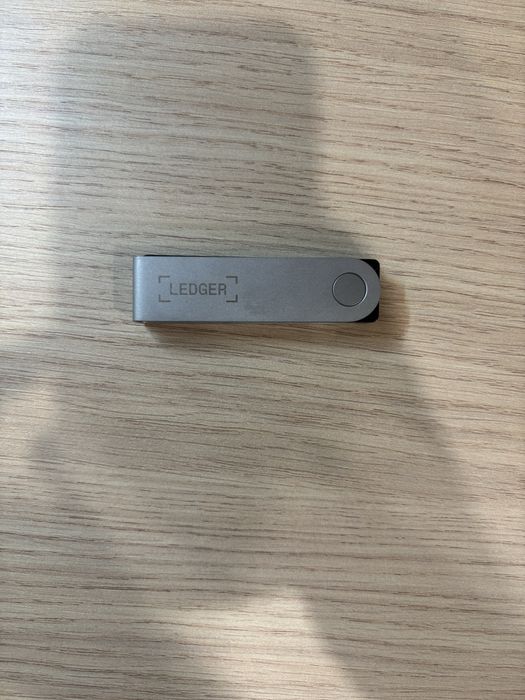 Продам Ledger Nano X