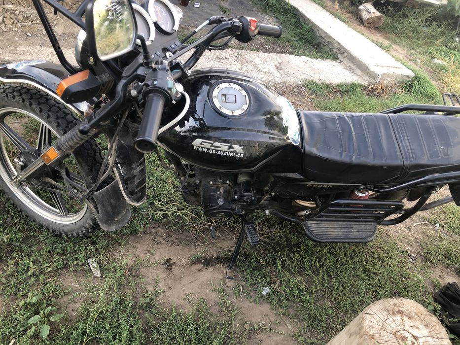 Продам мотоцикл 200куб