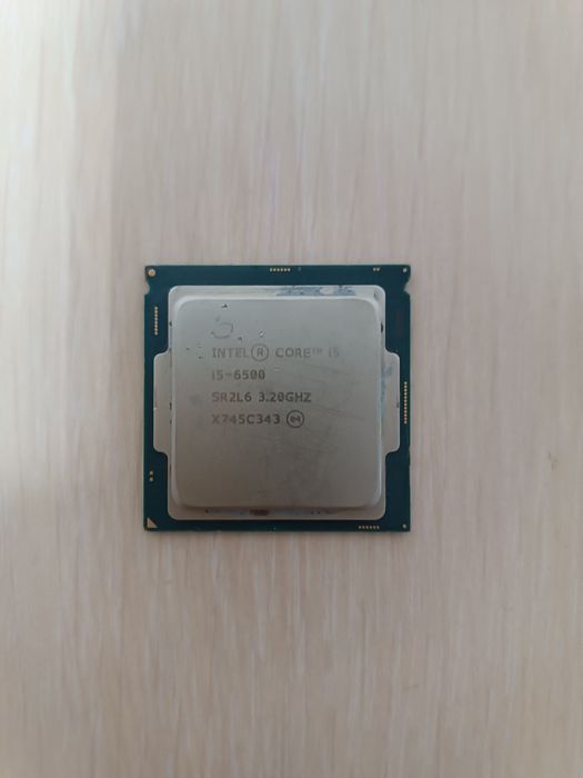 Процессор Intel Core i5-6500

Продам Intel Core i5-6500 в хорошем
