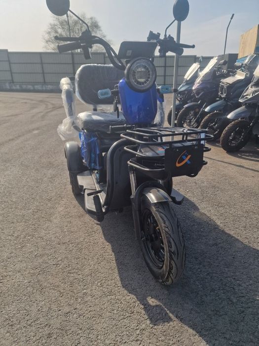 Трицикл маленький Сянчу