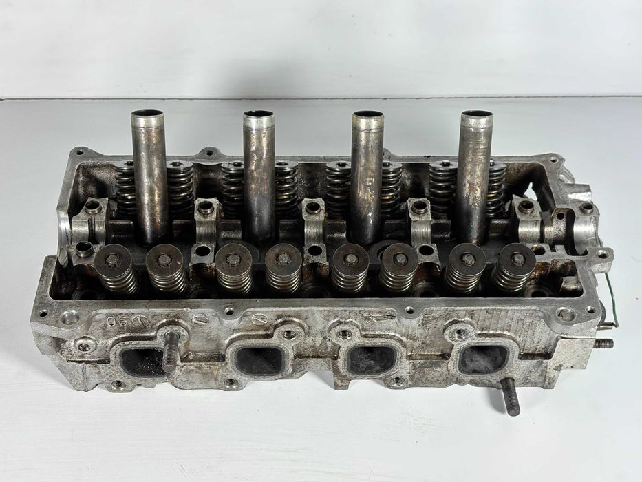 Цилиндрова Глава за Дайхатсу Фероза 1.6 Бензин (от 88-99 г.) Cilndrova Glava  Daihatsu Feroza 1.6 Benzin