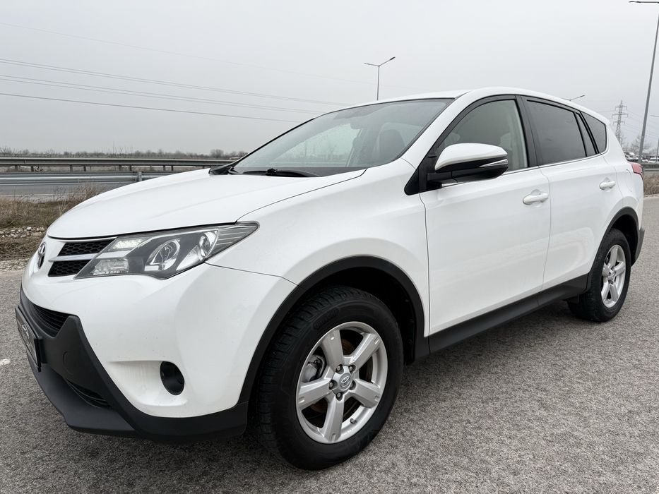 Toyota RAV 4 2.0 D-4D 126к.с 2015г. AWD 4X4