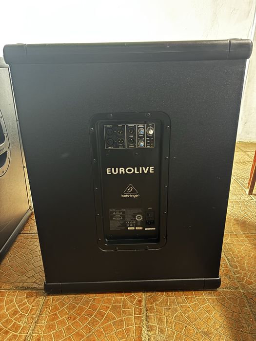 Subwoofer Behringer activ 2 buc!!!