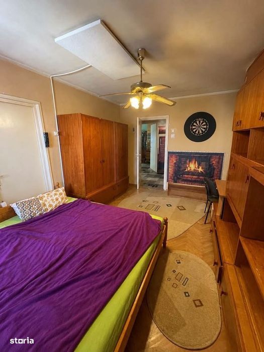 De vânzare apartament 3 camere, zona centrală Târgu Mures