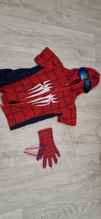 Костюм человек паук