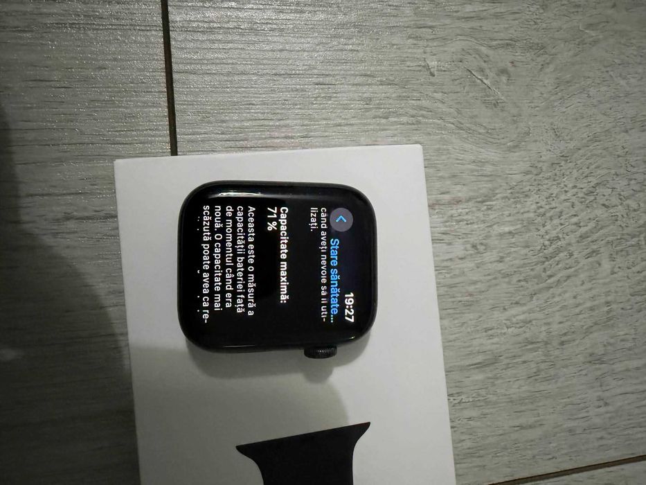 Apple watch SE space gray