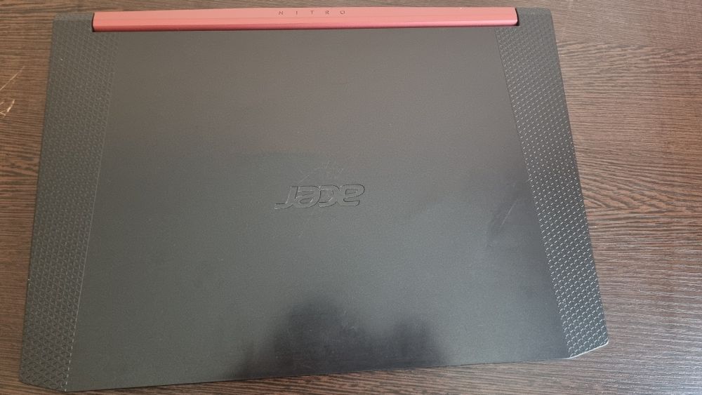 Acer Nitro 5 gaming noutbooki sotiladi