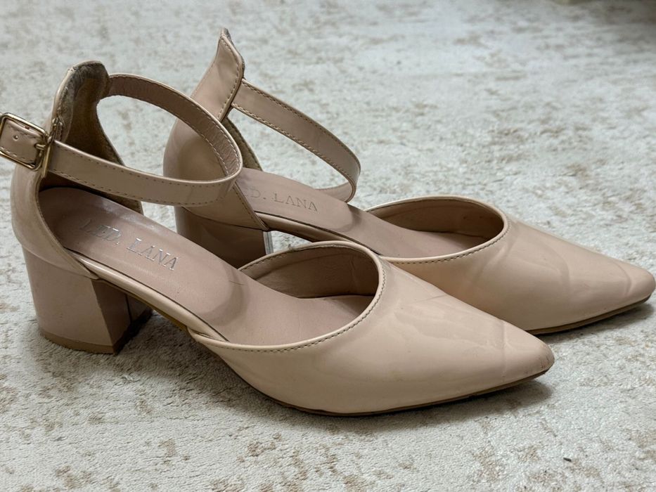 Женские туфли по 3000