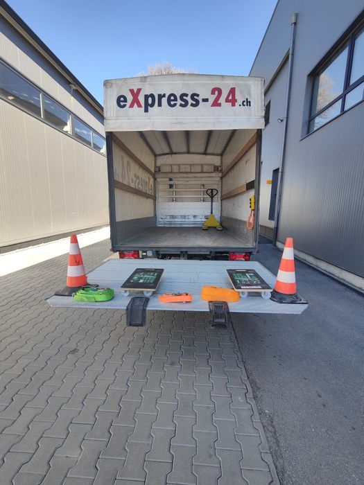 Падащ борд-Транспортни и Хамалски Услуги Най-Ниски Цени.