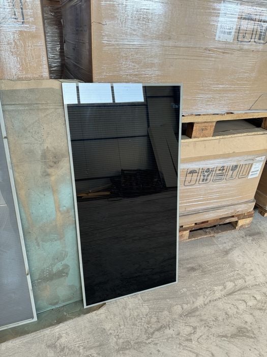 Vand panouri fotovoltaice second hand