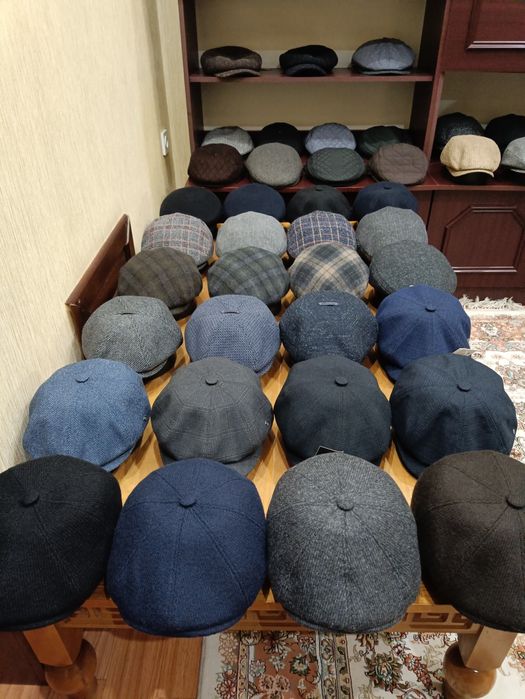 Головные уборы фуражки