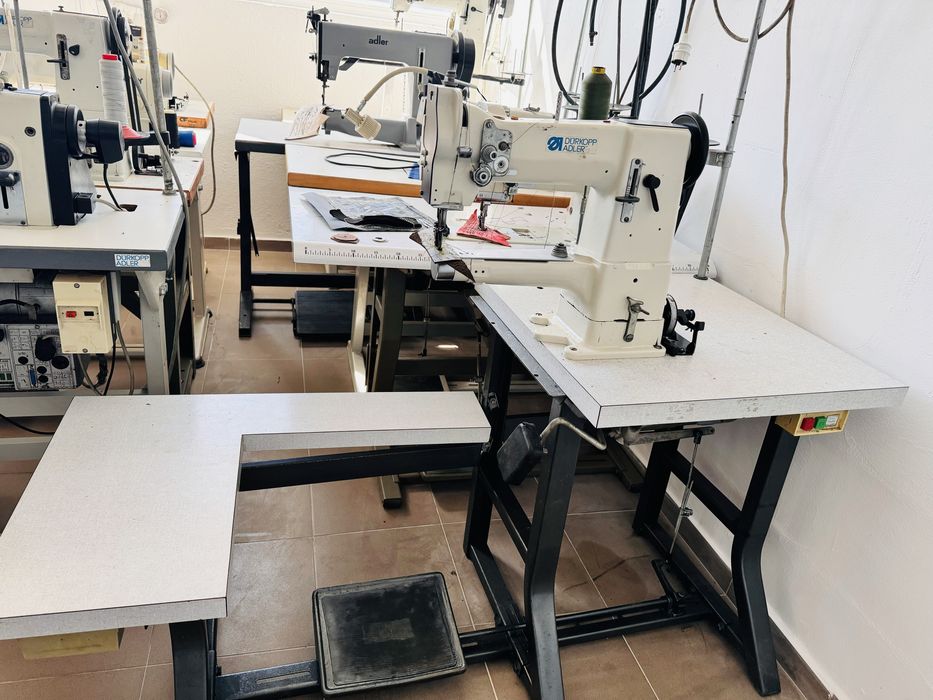 Masina de cusut piele  Triplu transport Durkopp adler cu brat