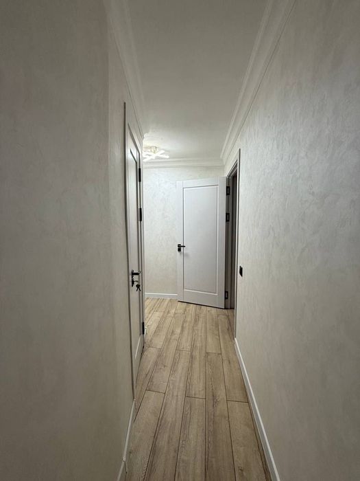 Метро Максим Горький БИЙ 1 ком №2551 J