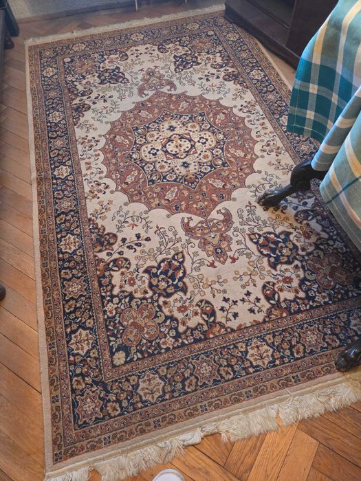Covoare persane de vinzare din lina de la 100lei la 175lei