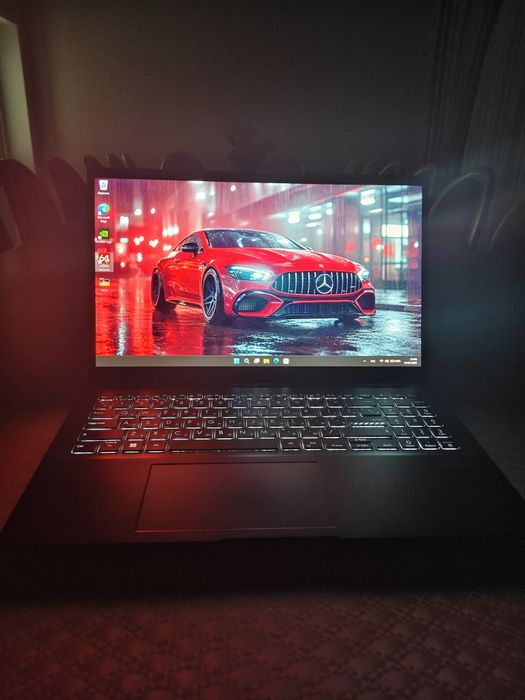 Продам игровой ноутбук Asus Vivobook Pro 15