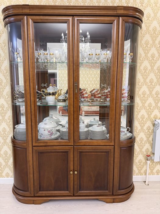 Витрины комод для гостинной
