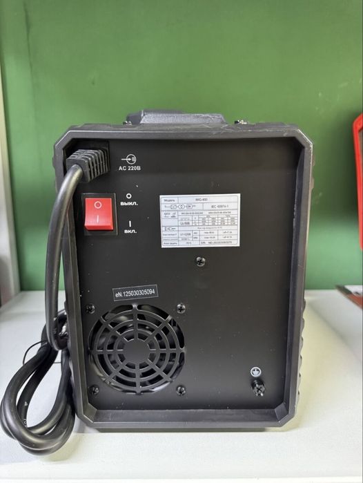 срочно продам Сварочный аппарат, Полуавтомат