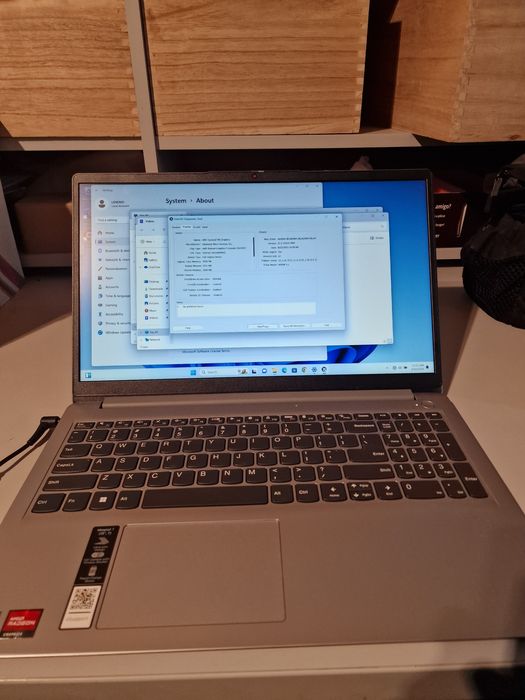 Laptop Lenovo Ryzen 5