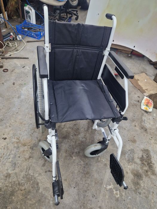 Продам коляску для инвалидов-пенсионеров