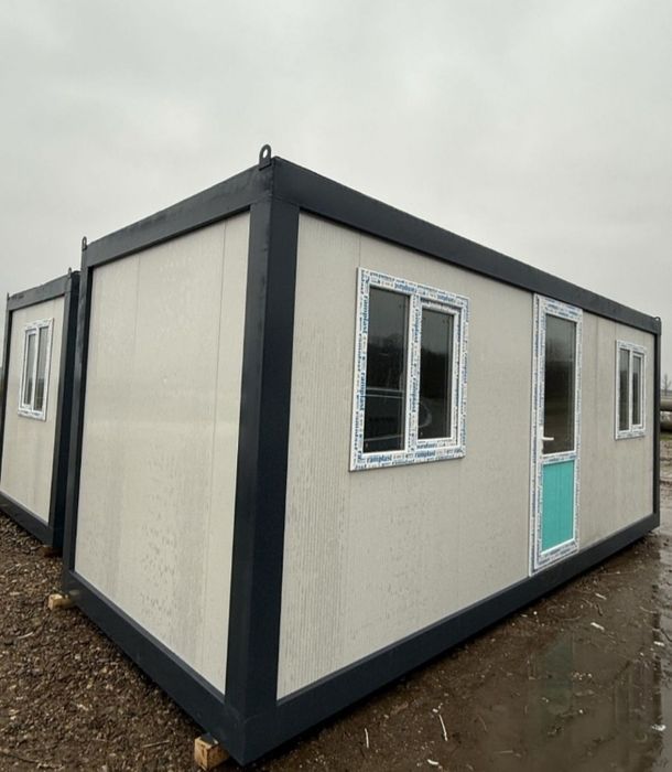 Vand containere modulare standarde la oferta