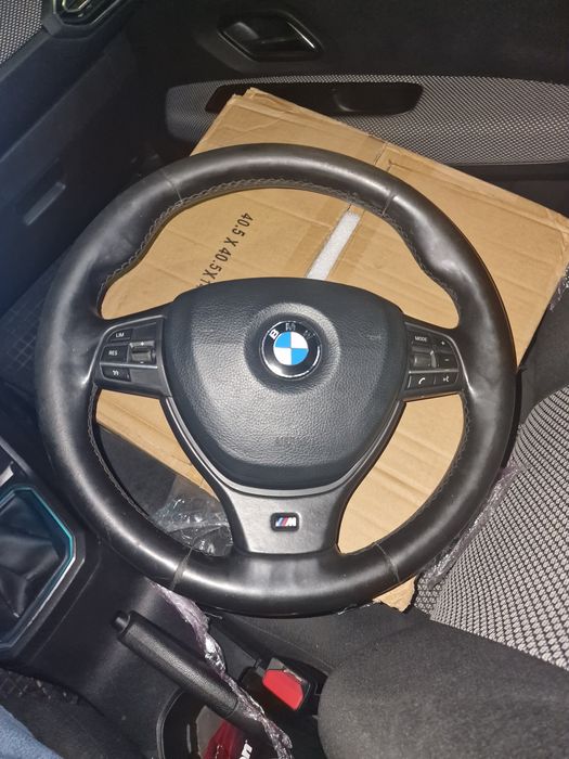 Volan bmw f10 m cu comenzi pret 250 lei fic